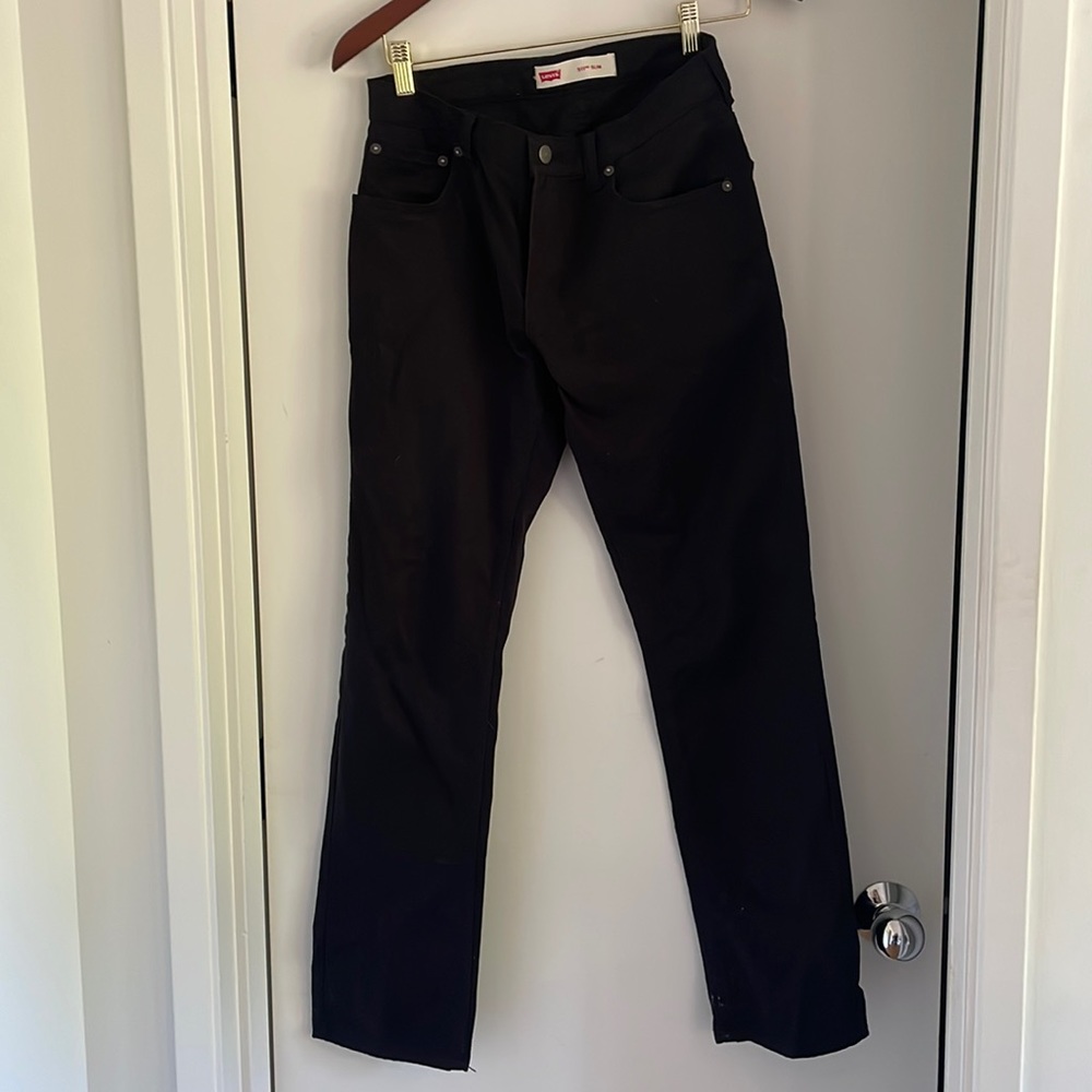 COPY - Levi’s 511 boys slim jeans in black.